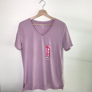 Eddie Bauer | Lilac v-neck tshirt, size s